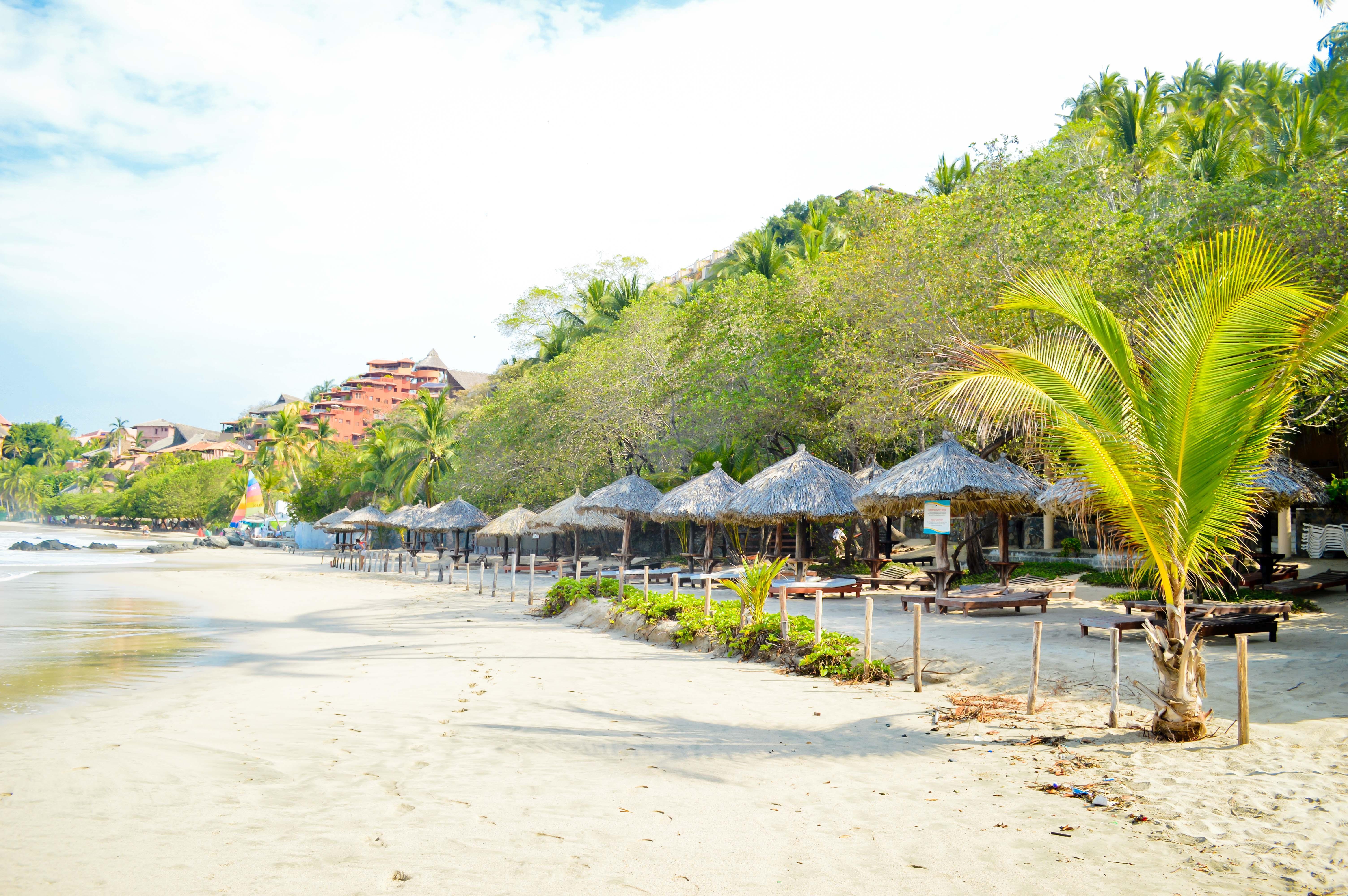 Hotel Catalina Beach Resort Zihuatanejo Eksteriør billede