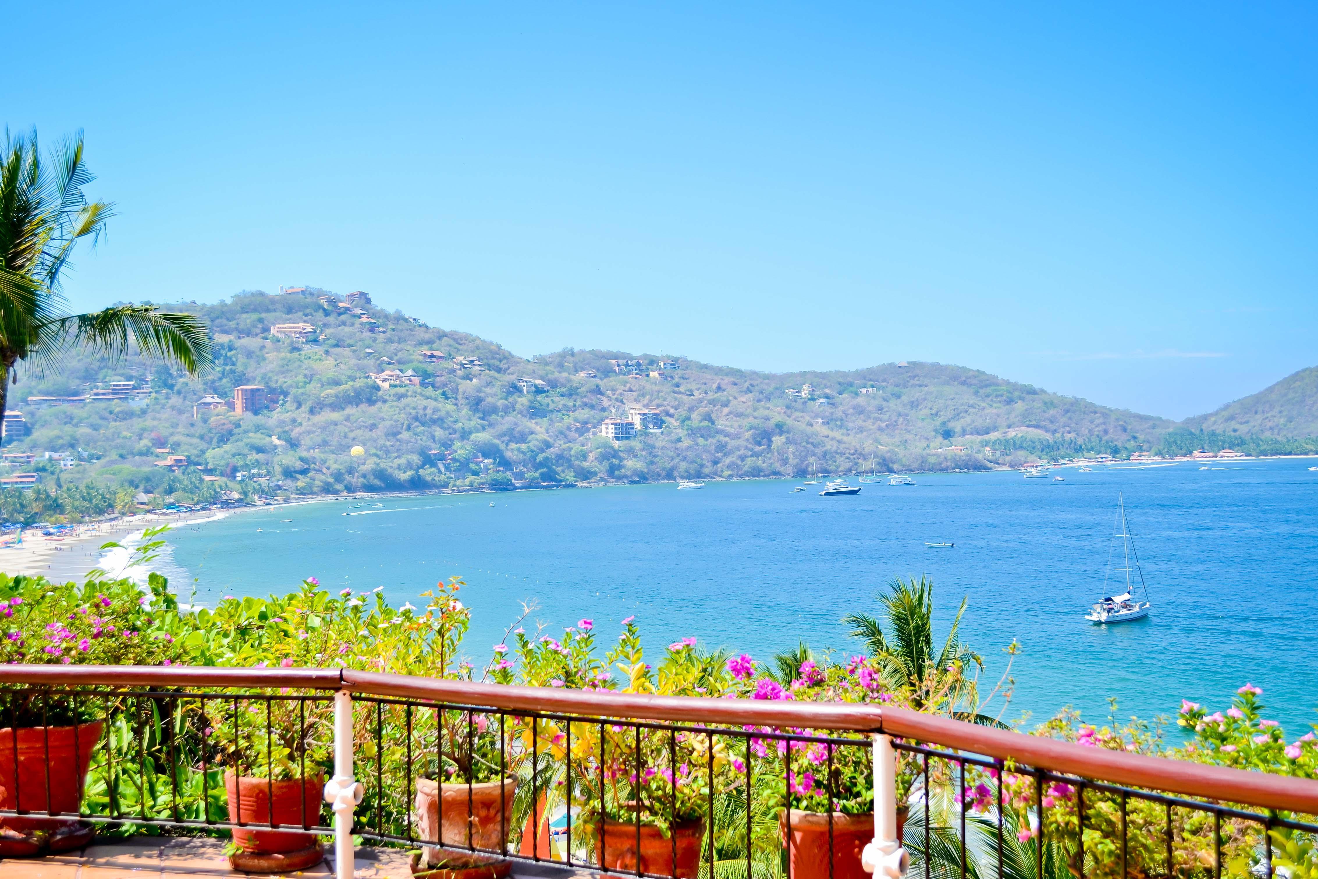 Hotel Catalina Beach Resort Zihuatanejo Eksteriør billede